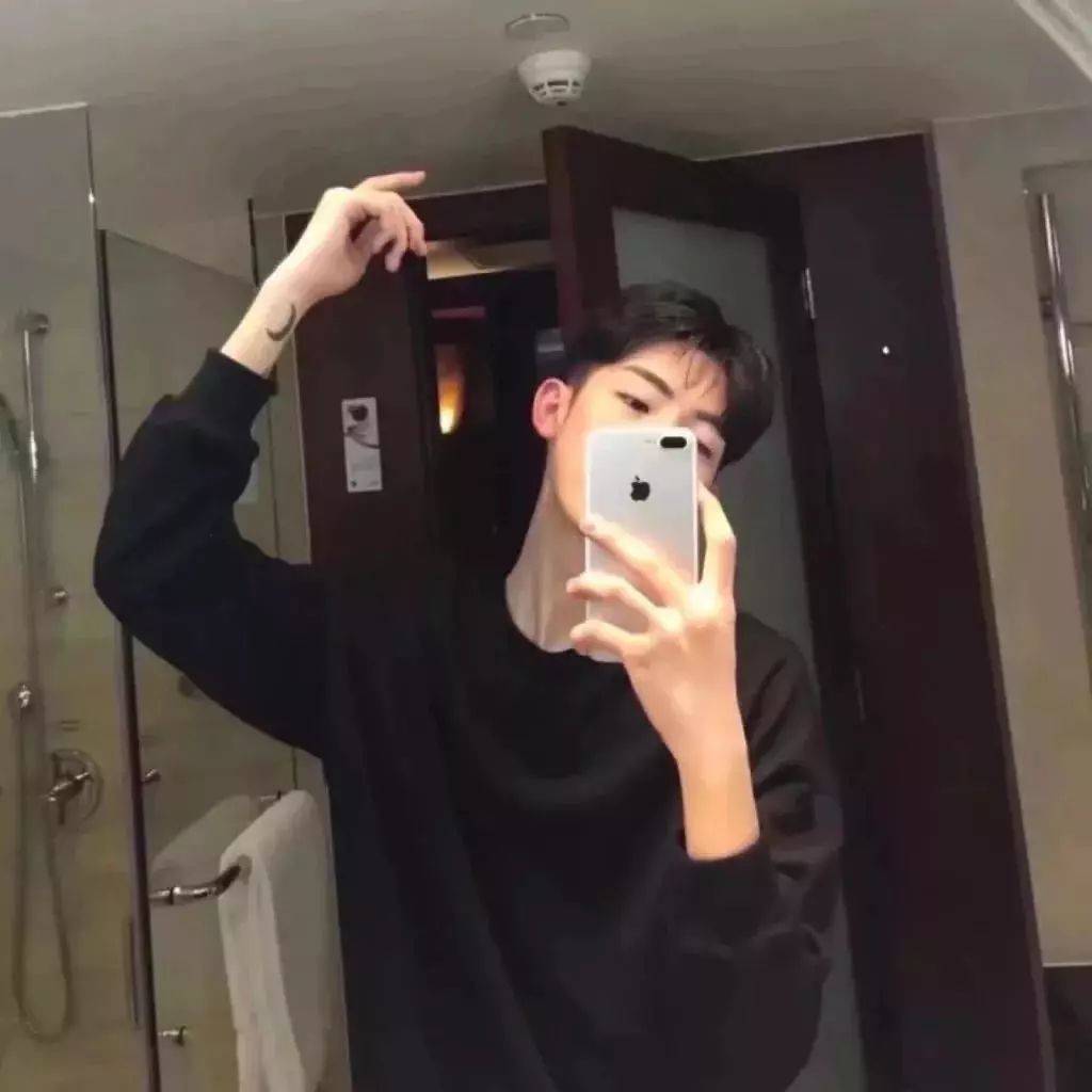 男生头像/男生什么时候最想有个女朋友?